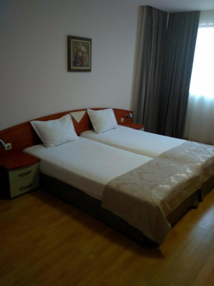 Philippopolis Hotel Płowdiw Zewnętrze zdjęcie